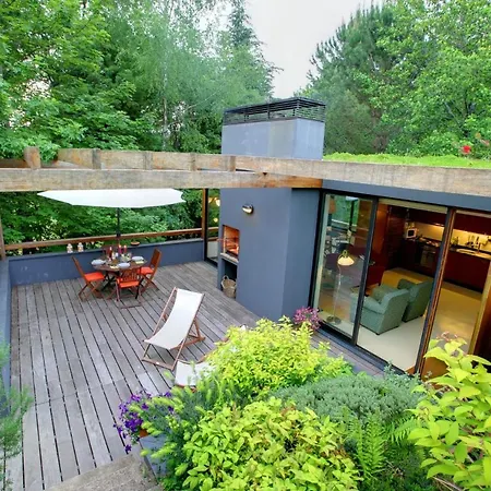 Sleeps 4